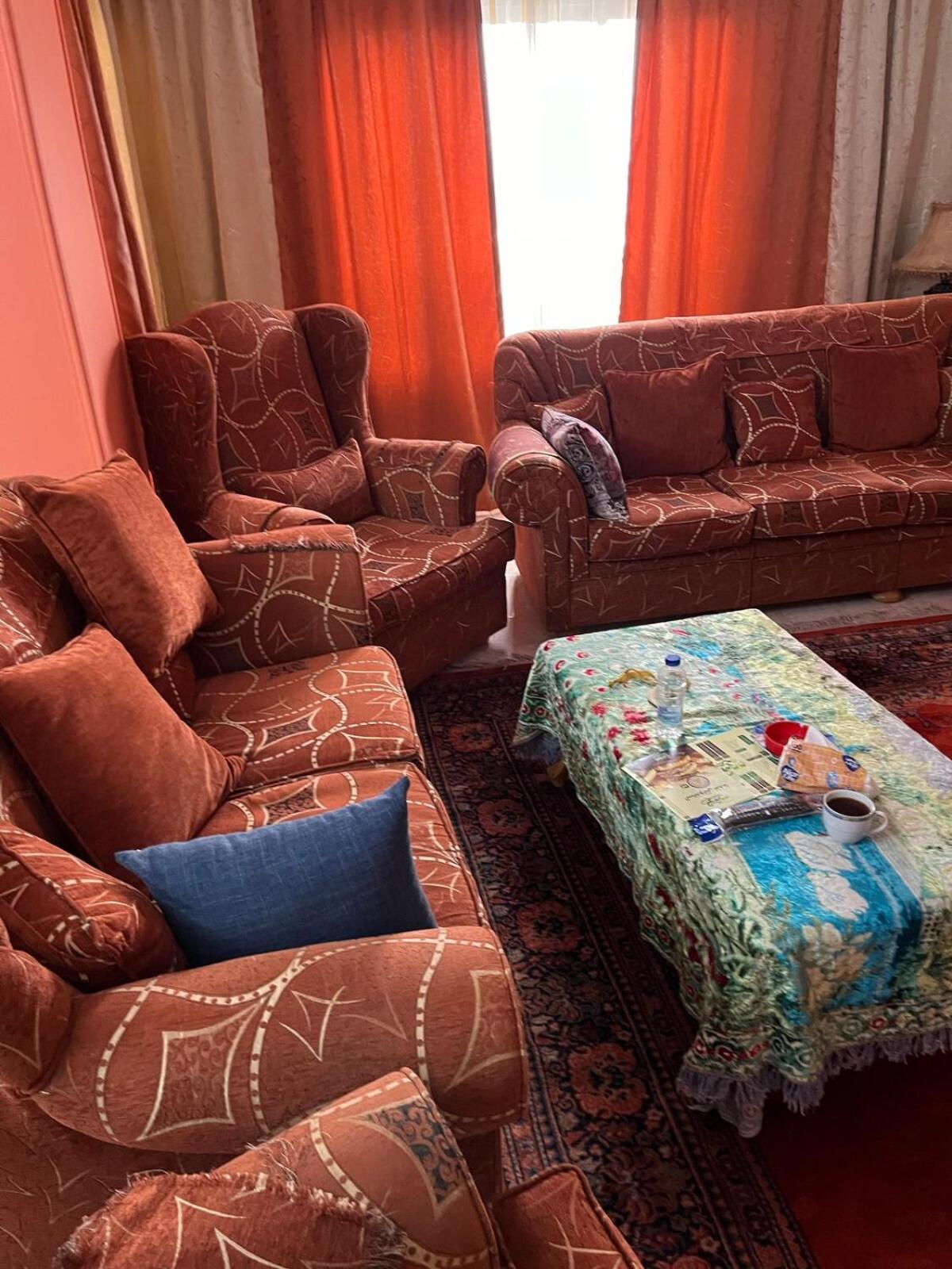 Spacious Apartment - Heliopolis 10Min From Airport Kairo Exteriör bild